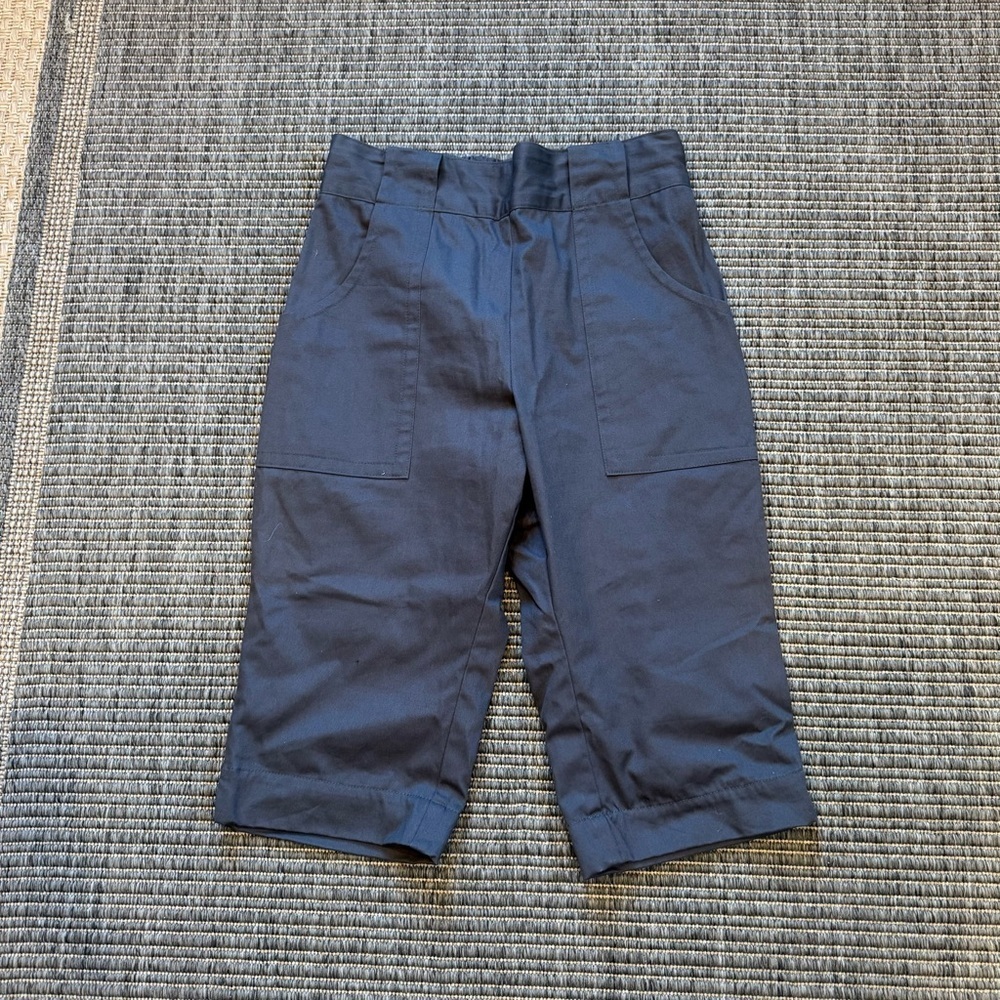 Conscious Clothing Women's Size M (run small) Gray Bermuda Shorts